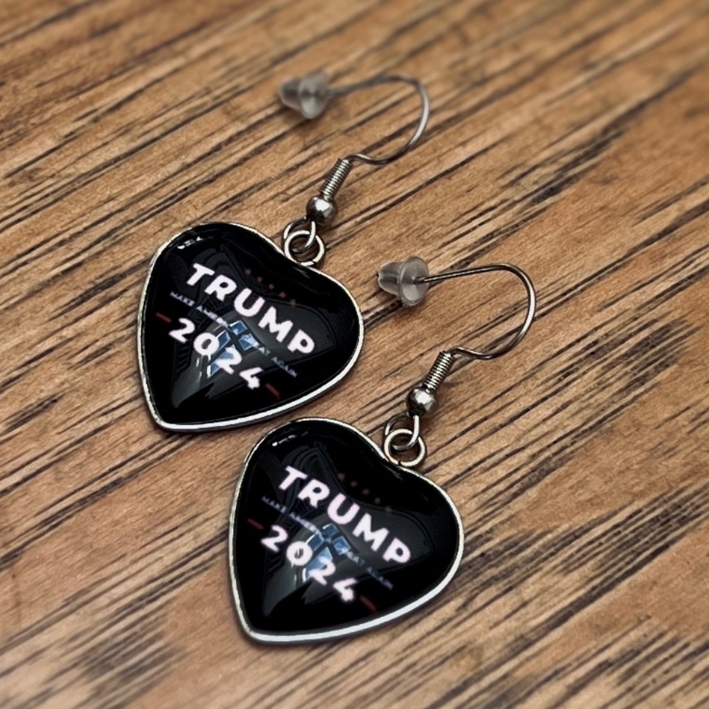 Black Heart earrings